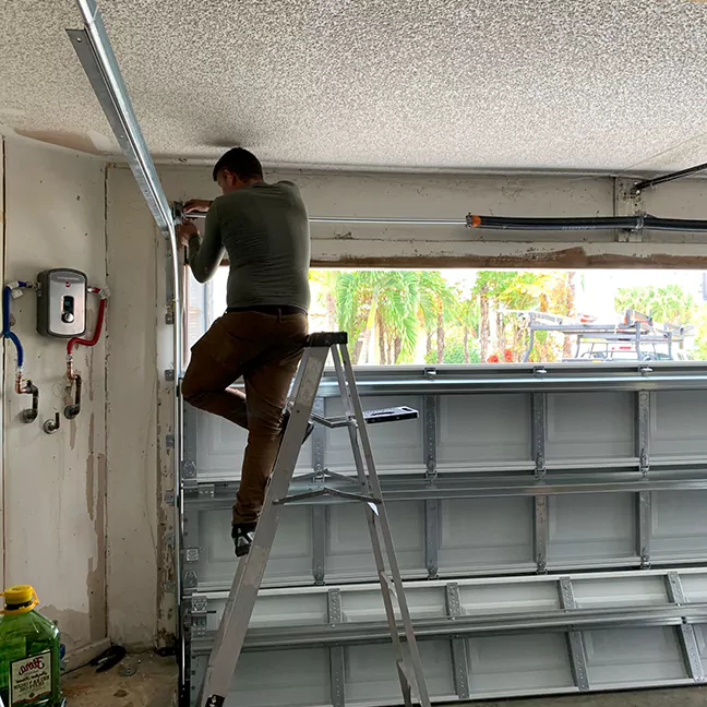 Experienced Garage Door Installation Experts in Weston, FL
